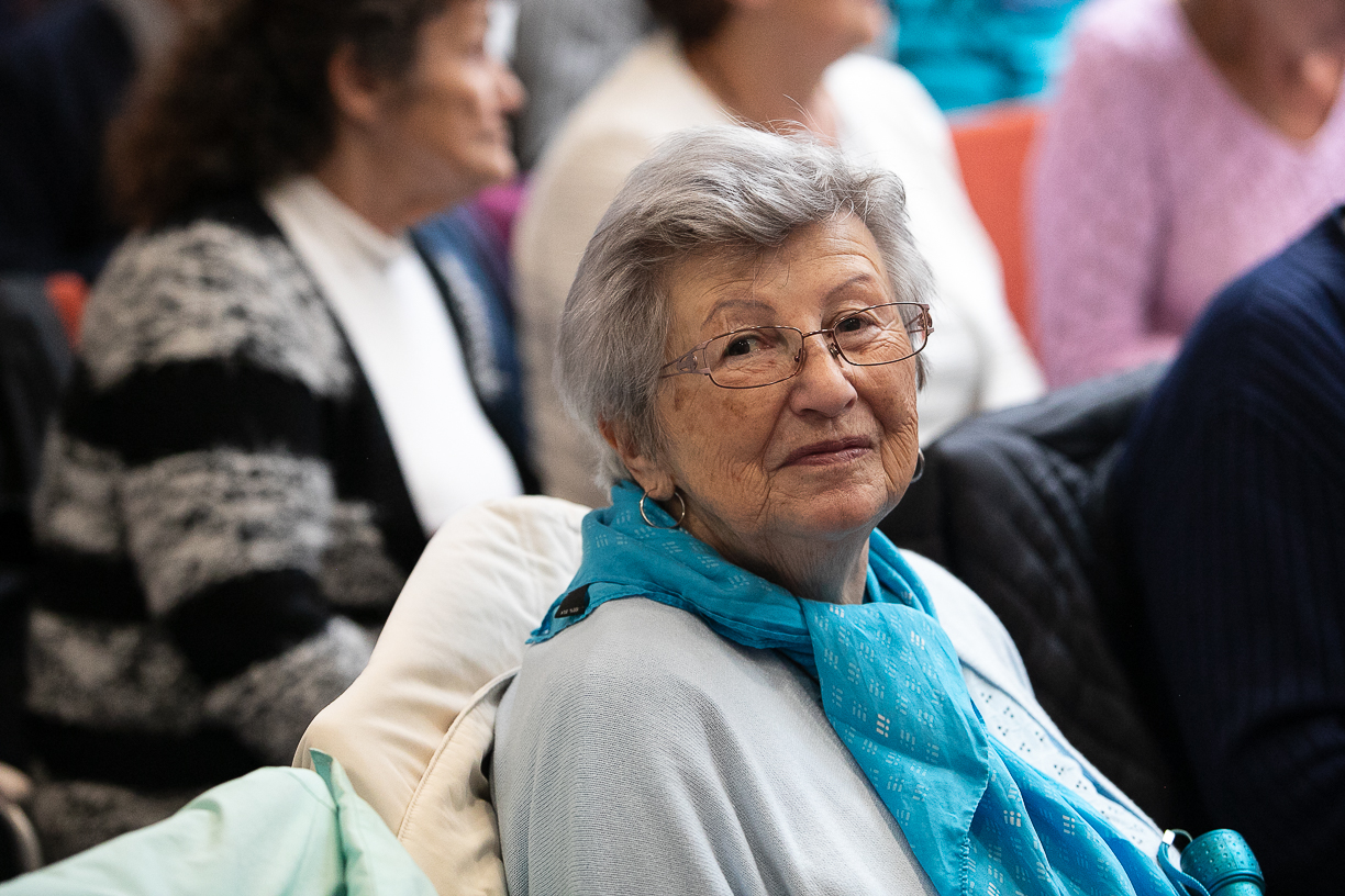 Senioři na sobě skvěle pracují