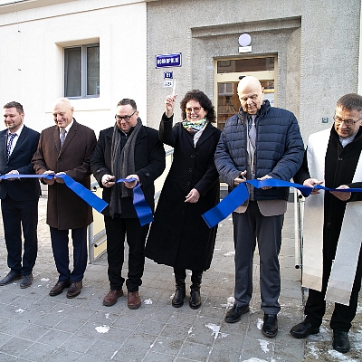 Nový dům slavnostně otevřen a požehnán